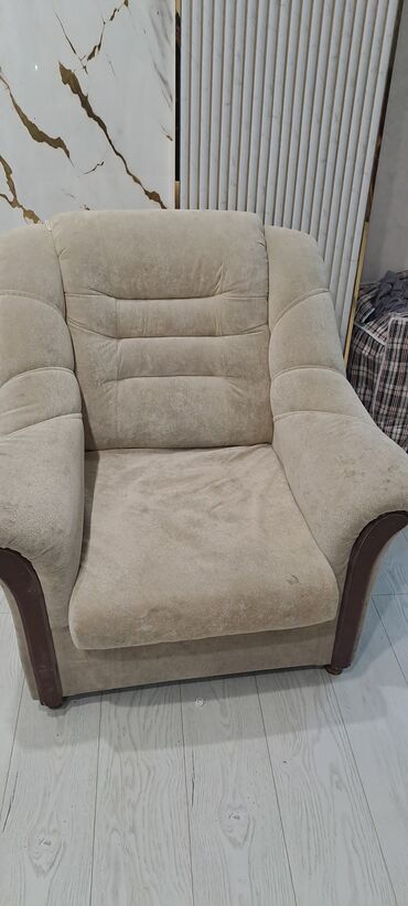 диваны и кресла: Кресло диван бу 2шт