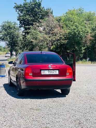 красный пассат: Volkswagen Passat: 1998 г., 1.8 л, Автомат, Бензин, Седан