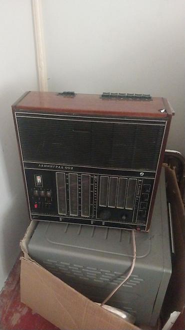 skripka 34: Retro radioqəbuledici “Leningrad-002” - Klassik stolüstü — 1