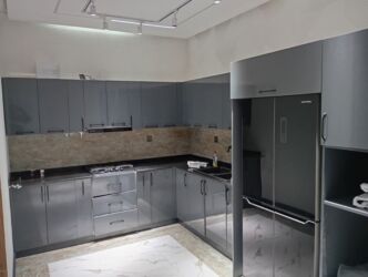 куплю старые ковры: Müasir dizaynlı tam ölçülü mətbəx mebeli və inteqrasiya olunan