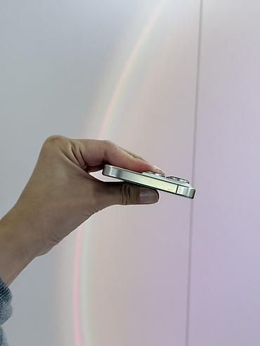 512: IPhone 16 Pro, Б/у, 512 ГБ, White Titanium, Зарядное устройство, Защитное стекло, Чехол, 88 % — 3