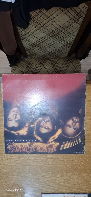 Vinil ploče: Vinil ploče – kolekcija 1) Pretenders – The Singles (kompilacija) - — 3