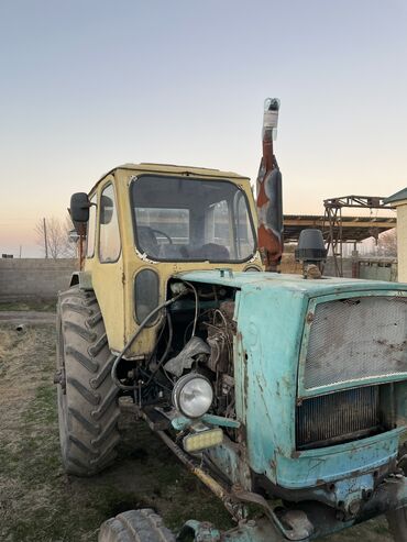 Тракторы ЮМЗ: Трактор ЮМЗ-6 цена договорная все работает, скоростя переключает без — 2