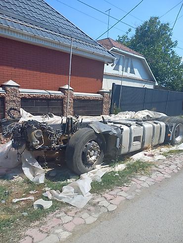 howo v7x: Дизельный Volvo 2013 г., 5 л, Б/у, Оригинал — 3