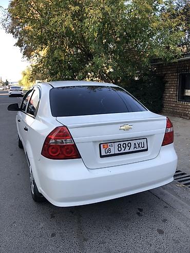каптива 2008: Chevrolet Aveo: 2010 г., 1.4 л, Механика, Седан — 1