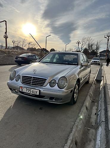 Mercedes-Benz: Mercedes-Benz E-Class: 2002 г., Бензин, Седан — 3