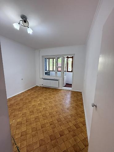 Продажа квартир: 4 комнаты, 85 м², 12 мкр 106 серия, 1 этаж, Требуется ремонт — 3