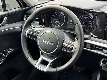 Kia: Kia K5: 2021 г., 2 л, Робот, Газ, Седан — 12