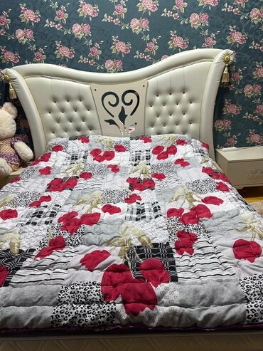 Qonaq otağı dəstləri: İşlənmiş, Divan, Kredit yoxdur — 7