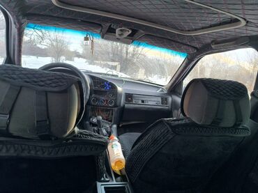 BMW: BMW 3 series: 1992 г., 1.6 л, Механика, Седан — 8