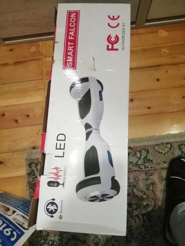 qaçış aparatı 2ci el: SMART FALCON hovərbord - Rəng/örtük: bənövşəyi “galaxy” dizayn -