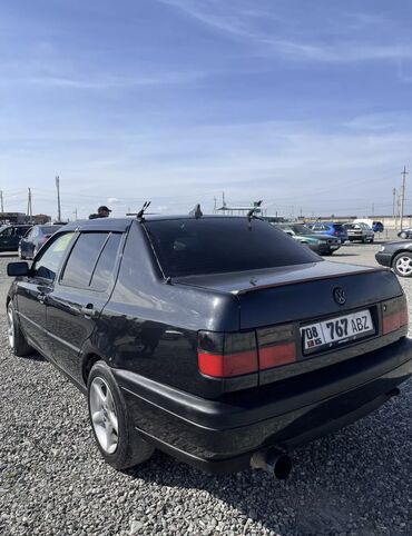 волсваген минивен: Volkswagen Vento: 1994 г., 1.8 л, Механика, Бензин, Минивэн