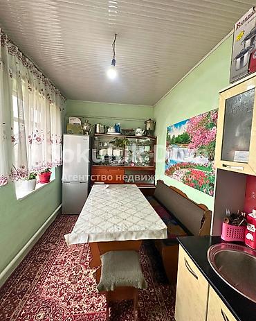 Продажа коттеджей и домов: 🏠Продается дом в с. Сокулук 🟡Комнаты: 4 🟡Участок: 7,5 соток — 4