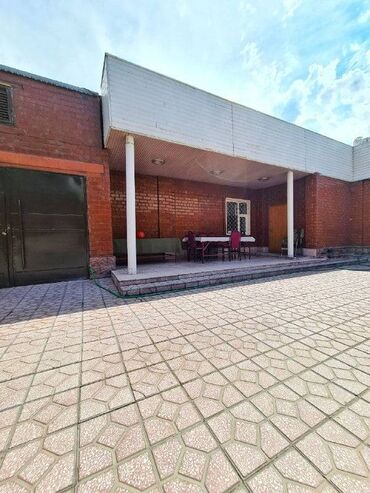 Продажа домов: Дом, 219 м², 10 комнат, Собственник — 4