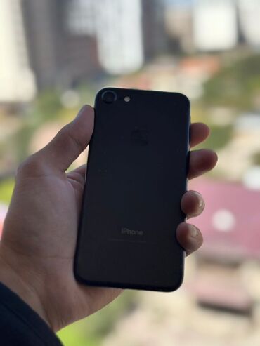 автоматическая кофеварка для дома: IPhone 7, Б/у, 32 ГБ, Черный