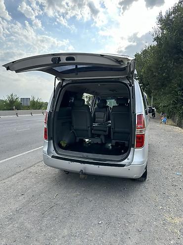 Унаа сатуу: Hyundai H-1: 2008 г., 2.5 л, Автомат, Дизель, Вэн/Минивэн — 4