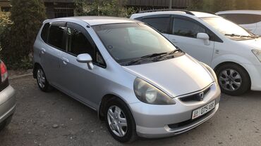 Honda: Honda Fit: 2003 г., 1.3 л, Автомат, Бензин, Седан