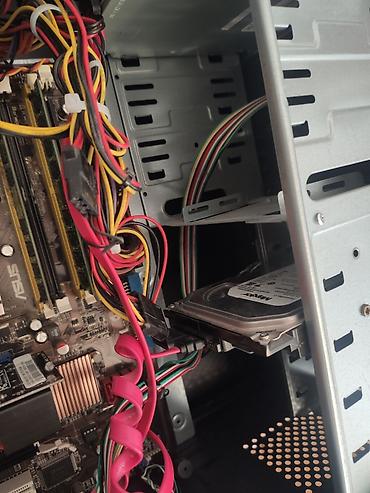 Masaüstü kompüterlər və iş stansiyaları: Xüsusiyyətləri: Ana plata-Asus P5KPL/1600 DDR2 Processor-Pentium Dual — 8