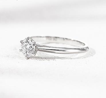 Украшения с бриллиантами: 💍 Кольцо из белого золота 750 пробы с лабораторными бриллиантами • — 2