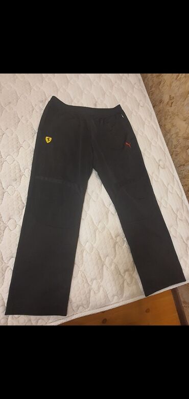 Мужская обувь: Puma Ferrari idman şalvarı. Orijinaldı və tam təzədir. Olçüsü Large