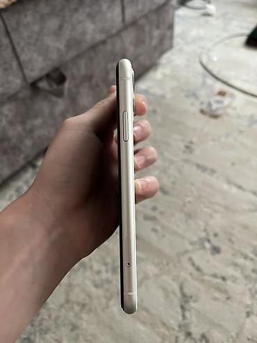 Apple iPhone: IPhone 11, Белый — 3