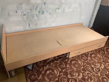 реставрация мебель: Односпальная Кровать, Б/у