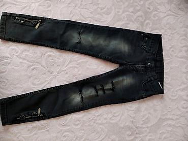 9 yaş: Qara jeans şalvar 7 yaş. *Daha çox uşaq məhsulları üçün səhifəmizi — 2