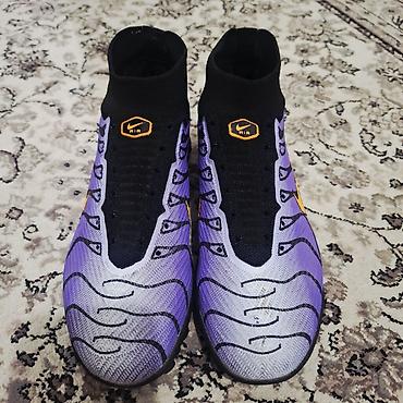 nike react: Футбольные бутсы/сороконожки Nike (модель с носком-«чулком») для игры — 1