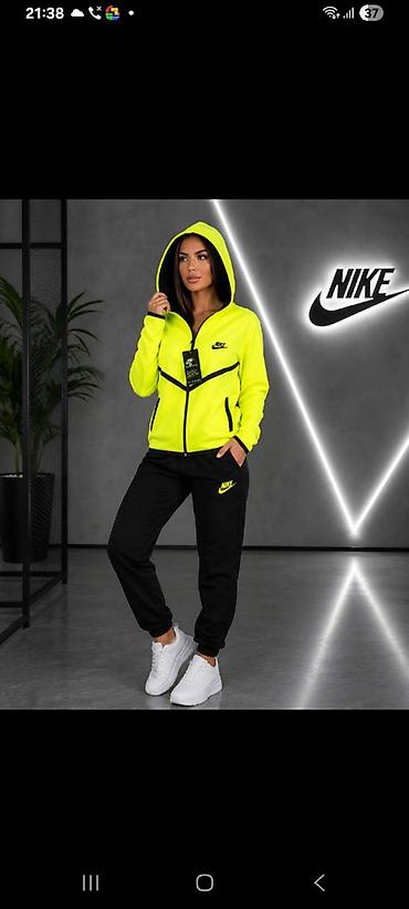 tech komplet: Ženske trenerke licra S,M,L,XL,XXL veličine za samo 3800 din
pb — 7