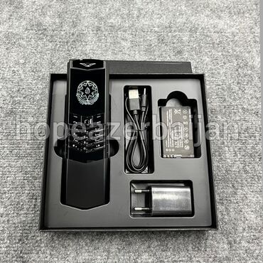 часы на телефон fly: Vertu Signature Touch, rəng - Gümüşü