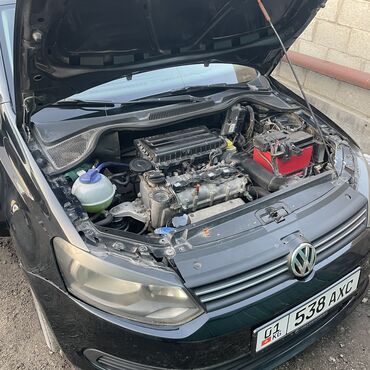 Volkswagen: Volkswagen Polo: 2010 г., 1.6 л, Механика, Газ, Седан — 6