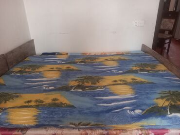 setqa kravat: İşlənmiş, İkinəfərlik çarpayı, Matras ilə