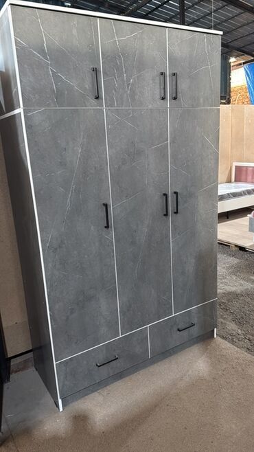 Шкафы для одежды: Шкафы-купе и распашные шкафы для одежды - Конфигурации: 3–6 секций at lalafo.kg — 11 Шкафы для одежды: Шкафы-купе и распашные шкафы для одежды - Конфигурации: 3–6 секций — 11