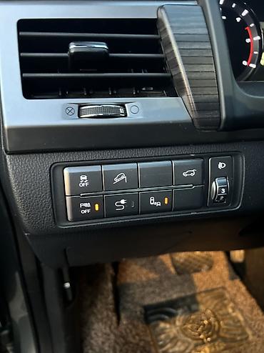 Ssangyong: Ssangyong Rexton: 2018 г., 2.2 л, Типтроник, Дизель, Внедорожник — 8