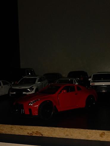 Avtomobil modelləri: Miqyaslı diecast oyuncaq avtomobil modelləri - Korpus: metal — 17