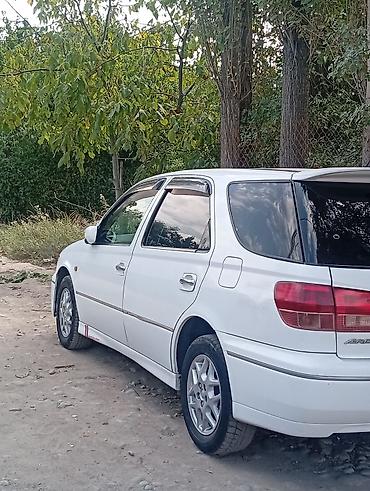 балено: Toyota Vista: 2000 г., 2 л, Автомат, Бензин, Универсал — 7