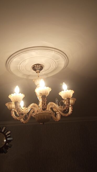 metbex ucun cilciraqlar: Çılçıraq, 6 lampa