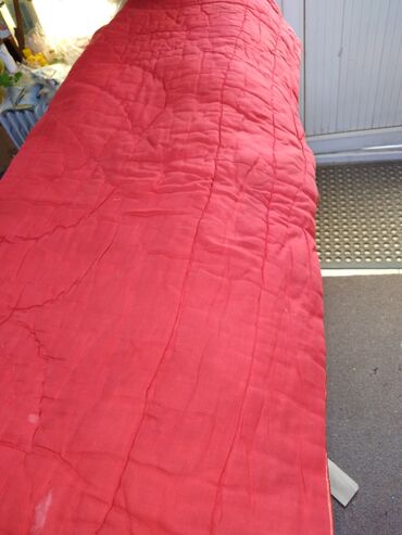 Подушки: Подушки по 300 сом покрывала по 400 сом одеяла ватные и перовые по at lalafo.kg — 2 Подушки: Подушки по 300 сом покрывала по 400 сом одеяла ватные и перовые по — 2