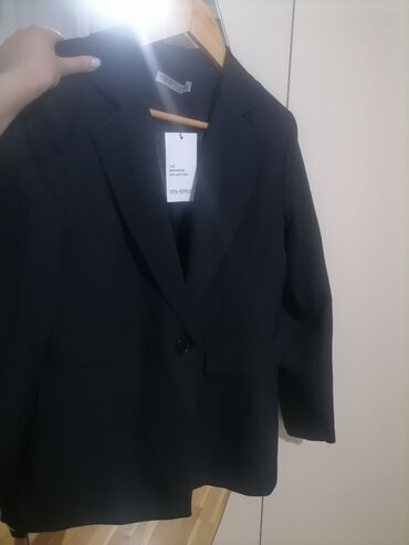 qadin kastumlari: Женская куртка L (EU 40), цвет - Черный