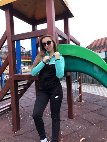 Gornji i donji deo: Mokra likra m,l,xl,2xl Cena 3400 din — 14