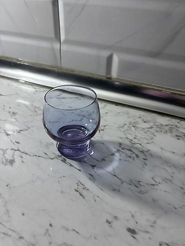 rumkalar: Rümkalar, rəng - Bənövşəyi, Şüşə, 1 əd — 1