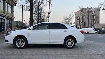 BYD: BYD E5: 2019 г., Робот, Электромобиль, Седан — 17