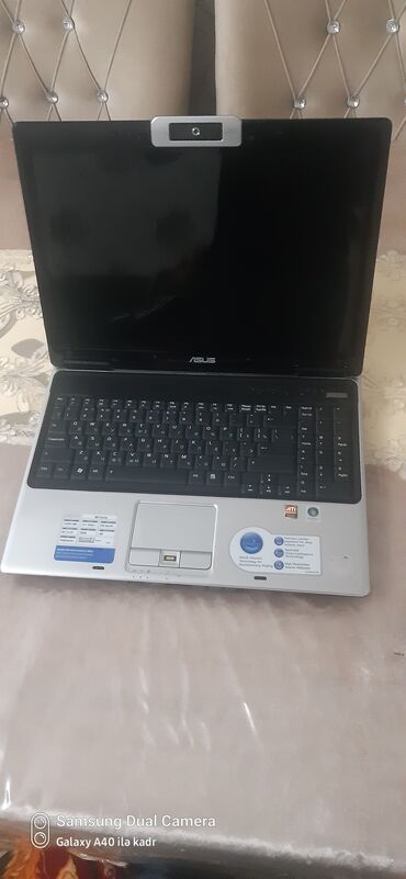 asus notbuku 552 cl: İşlənmiş ASUS 12.5 ", Intel Core i3, 256 GB