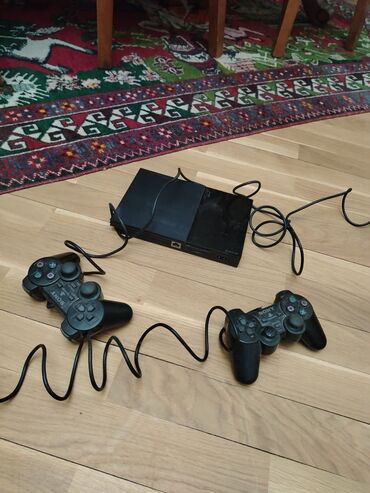 playstation 1 купить: Playsation 2 her şeyi isdiyir bidene disk yerini deyismek lazımdı