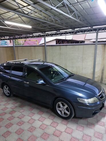 продаю мерс универсал: Honda Accord: 2003 г., 2.4 л, Автомат, Газ, Универсал