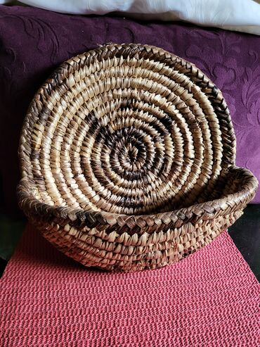 Ostali kućni dekor: Drzac za zid vintaz,rucno radjen,bez ostecenja. Univerzalni drzac za — 1