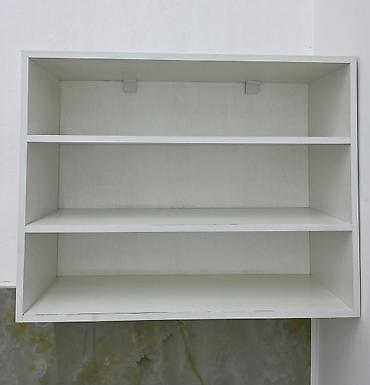 mebel trimo: Ağ rəngli divar rəfi - Material: laminat/MDFlam görünüşlü taxta — 2