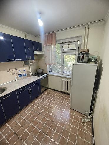 Продажа квартир: 2 комнаты, 44 м², 8 мкр 104 серия, 2 этаж, Косметический ремонт — 1