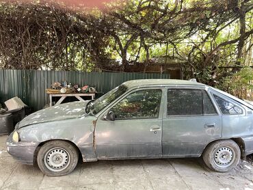 купить авто в кредит без первоначального взноса: Daewoo Nexia: 1997 г., 1.5 л, Механика, Бензин, Хэтчбэк