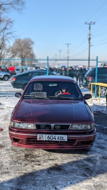 продаю машину или меняю на квартиру: Mitsubishi Galant: 1990 г., 2 л, Механика, Бензин, Хетчбек